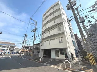 エディントン【4階】の外観