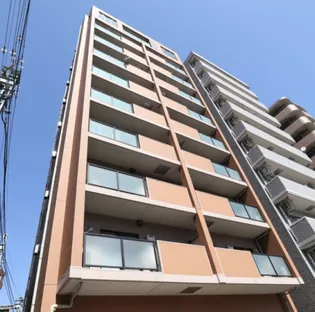 ルミエール横浜【6階】の外観