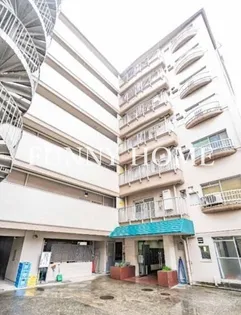 東京都世田谷区三軒茶屋1【マンション】の外観