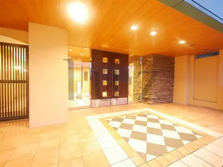 サンクタス横濱三ツ沢公園【3階】の外観