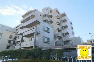 グッド フラットIII【2階】の外観