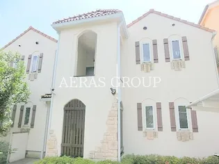 プティット・シャンブル【2階】の外観