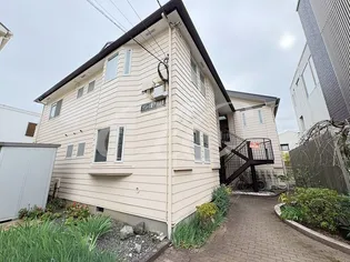 神奈川県横浜市磯子区森2【アパート】の外観