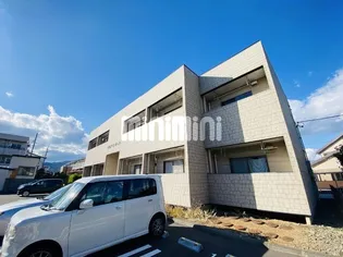 NEWーT ヴィラの画像