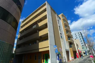 ティーブロッサム【5階】の外観