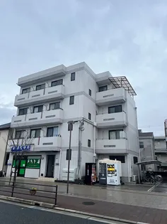RISE EASTの画像