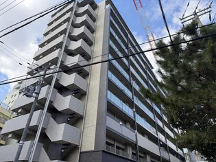 レジュールアッシュ神戸湊川公園【3階】の外観