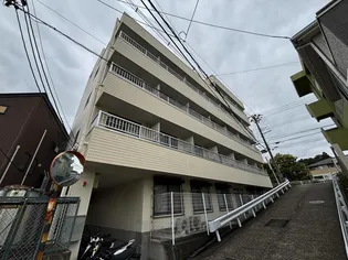 日成ヴィバーチェONE【2階】の外観