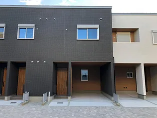 プレミアムテラスハウス大窪I【2階】の外観