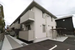 REPOSER AKANEの画像