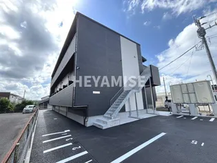 デ クメール空港通りの画像