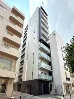 東京都新宿区四谷三栄町【マンション】の外観