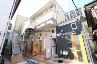 ロックガーデンズ横浜【2階】の外観