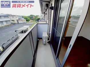 エスプワール城之内【2階】の内装