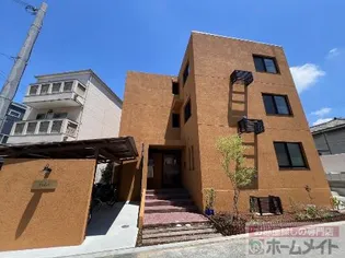 Buds8【2階】の外観