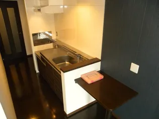 アルテマイスターデュノン【6階】のキッチン