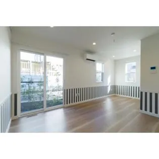 ファレール参宮橋の居間