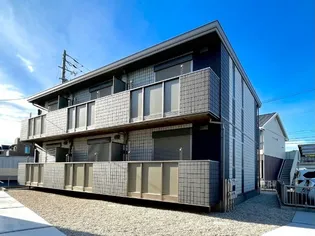 sea bass【1階】の外観