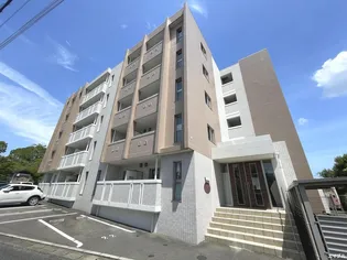 プレジデント駅前通りの画像