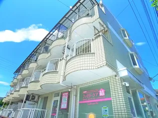 ヴィラ ファニーの画像