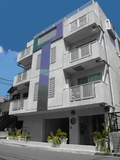 ラ ルーヌの画像