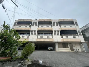 コーポ与儀の画像