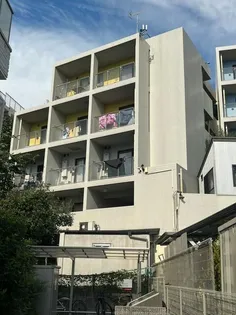 東京都新宿区下落合4【マンション】の外観