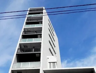 東京都新宿区市谷薬王寺町【マンション】の外観