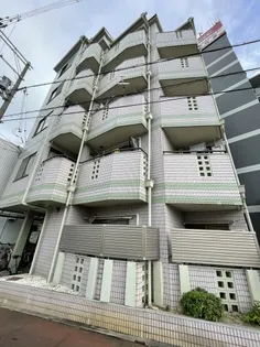 大阪府寝屋川市石津元町【マンション】の外観