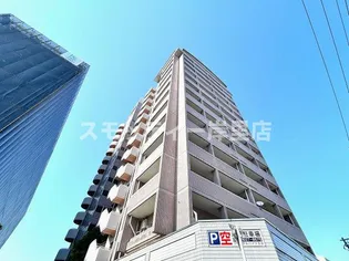 クリスタルハイツ玉出【3階】の外観