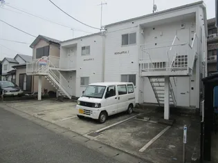 ホワイトレジデンス【2階】の外観