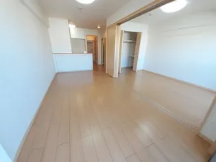 プレミアム ガーデンII【3階】の内装