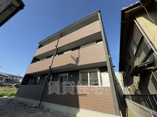 大阪府枚方市上島町【アパート】の外観