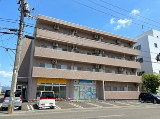 アヴェニールの画像