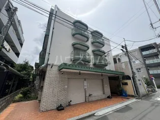 シャトー信濃【2階】の外観