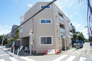 Maison de Trois(メゾン ド トロア)【3階】の外観