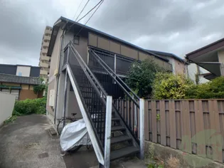 新松明荘【2階】の外観