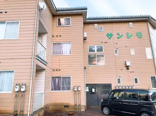 サンレモA【1階】の外観