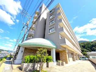 広島県広島市安芸区中野東1【マンション】の外観