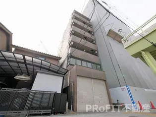 ロイヤルレスト芦原【4階】の外観
