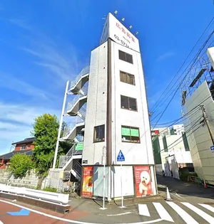 ホワイトビル【3階】の外観