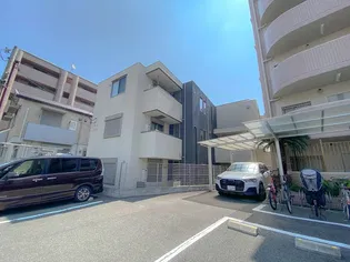 ドゥ レブローニュの画像