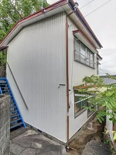 第二松本荘【2階】の外観