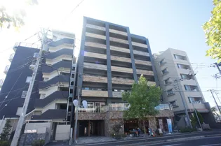 B CITY ART RESIDENCE CENTRAL PARK【3階】の外観