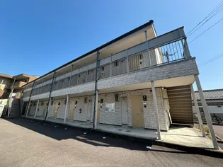 ライフクレア東山【1階】の外観