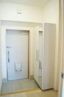 フォレスト さくら【1階】の玄関