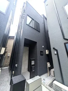 神奈川県川崎市高津区諏訪2【一戸建】の外観