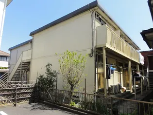 ダイエー聖心苑ハイツ2号館【1階】の外観