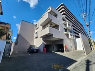 リズ市川平田【3階】の外観