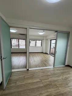 テラス・レイクマウント【5階】の居間